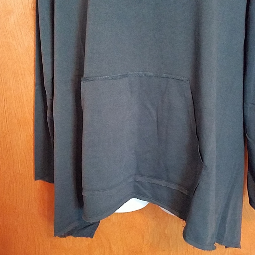 Tie Back Top - Picture 5 of 8